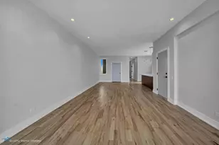 2851 N Clybourn Ave, Chicago, IL 60618 - Photo 12