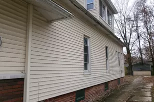 608 N Wasson St, Streator, IL 61364 - Photo 12