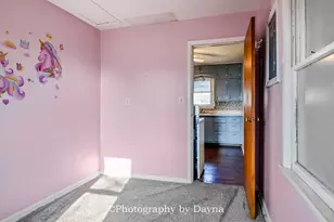 317 N Thomas St, Martinton, IL 60951 - Photo 10