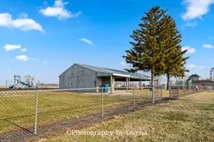 317 N Thomas St, Martinton, IL 60951 - Photo 20