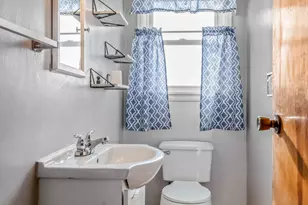 317 N Thomas St, Martinton, IL 60951 - Photo 8