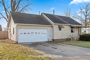 317 N Thomas St, Martinton, IL 60951 - Photo 22