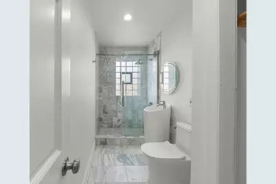 [Address not provided], Chicago, IL 60651 - Photo 6