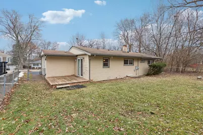 1915 W Oakleaf Drive, McHenry, IL 60051 - Photo 24
