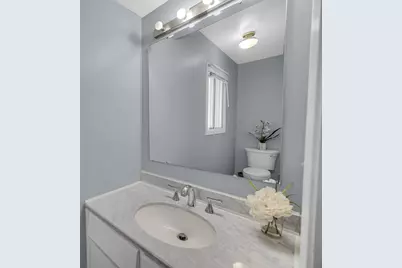 1010 Heathrow Court, Wheaton, IL 60189 - Photo 12