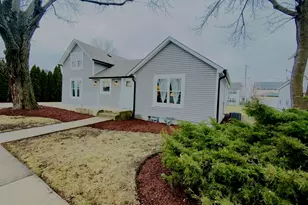 1012 Warner Ave, Lemont, IL 60439 - Photo 2