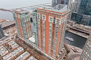 415 E North Water St, Chicago, IL 60611 - Photo 34