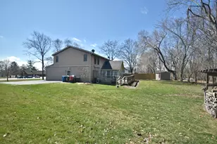 6N264 Weber Dr, Saint Charles, IL 60174 - Photo 64