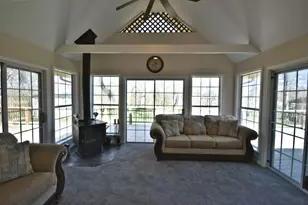 6N264 Weber Dr, Saint Charles, IL 60174 - Photo 22