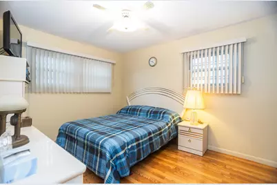 5047 N Cumberland Avenue, Norridge, IL 60706 - Photo 10