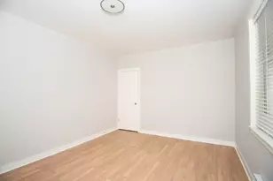 511 W Belmont Ave, Chicago, IL 60657 - Photo 8