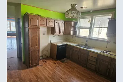 2711 N 77th Avenue, Elmwood Park, IL 60707 - Photo 6