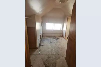 2711 N 77th Avenue, Elmwood Park, IL 60707 - Photo 14