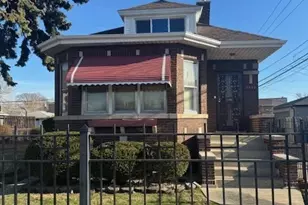 9441 S Prairie Ave, Chicago, IL 60619 - Photo 4