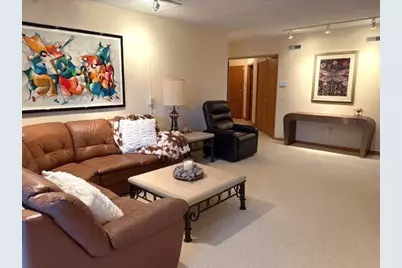 5005 Warren Street W #207, Skokie, IL 60077 - Photo 10