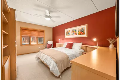 5005 Warren Street W #207, Skokie, IL 60077 - Photo 12