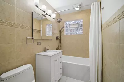 7525 Karlov Avenue, Skokie, IL 60076 - Photo 10