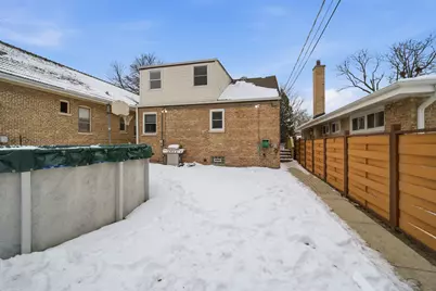 7525 Karlov Avenue, Skokie, IL 60076 - Photo 26