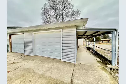 401 E 12th Street, Streator, IL 61364 - Photo 16
