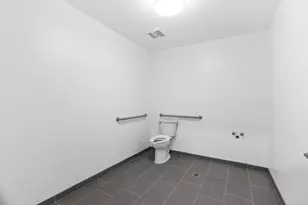 153 W Ohio St, Chicago, IL 60654 - Photo 10