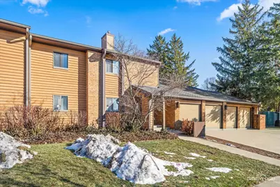 950 Jefferson Avenue #B, Elgin, IL 60120 - Photo 1