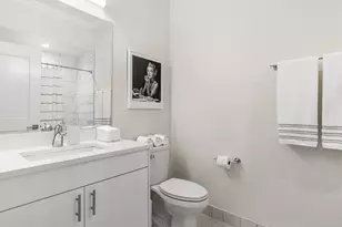 835 Lake St, Oak Park, IL 60301 - Photo 8