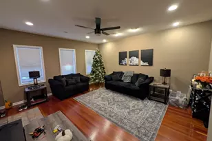 3610 S Seeley Ave, Chicago, IL 60609 - Photo 2