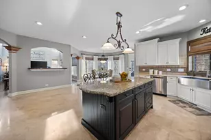 890 Reserve Ct, South Elgin, IL 60177 - Photo 10