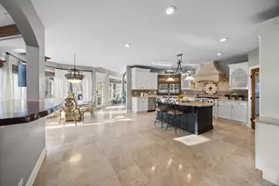 890 Reserve Ct, South Elgin, IL 60177 - Photo 8