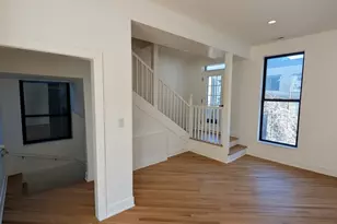 916 N Noble St, Chicago, IL 60642 - Photo 4