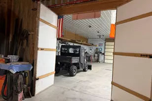 3047 E 11th Rd, Utica, IL 61373 - Photo 68