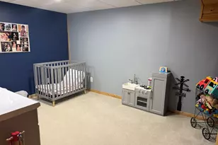 3047 E 11th Rd, Utica, IL 61373 - Photo 38