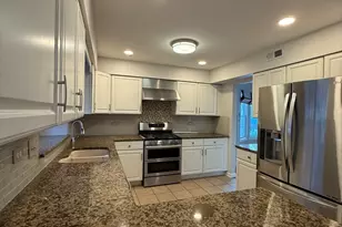 284 Washo Dr, Lake Zurich, IL 60047 - Photo 8