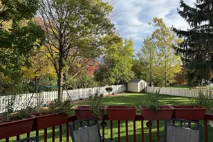 284 Washo Dr, Lake Zurich, IL 60047 - Photo 4