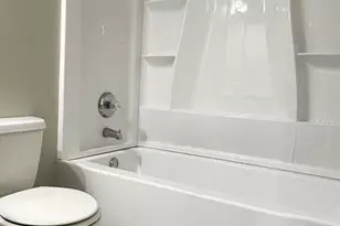 [Address not provided], Lisle, IL 60532 - Photo 22