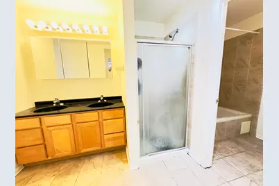 15275 W Walnut Drive, Deerfield, IL 60015 - Photo 12