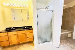 15275 W Walnut Dr, Deerfield, IL 60015 - Photo 12