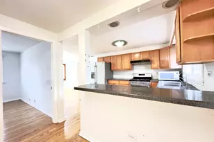 15275 W Walnut Dr, Deerfield, IL 60015 - Photo 6