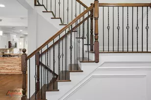 3832 W 64th Pl, Chicago, IL 60629 - Photo 6