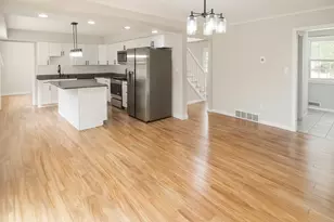 3306 Coventry Ct, Joliet, IL 60431 - Photo 2