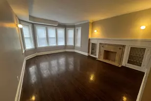 8123 S Maryland Ave, Chicago, IL 60619 - Photo 2