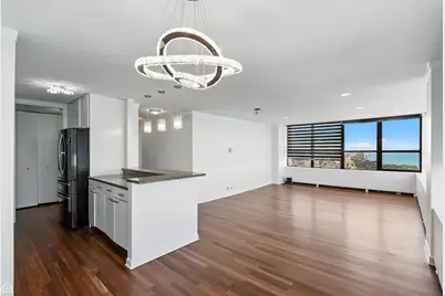 655 W Irving Park Road #5502, Chicago, IL 60613 - Photo 8