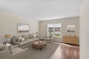 567 7th Cir, Marengo, IL 60152 - Photo 2