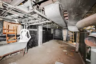 611 Hirsch Ave, Calumet City, IL 60409 - Photo 6