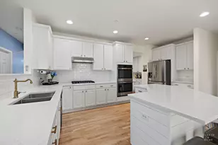 11561 Beacon Ave, Huntley, IL 60142 - Photo 8