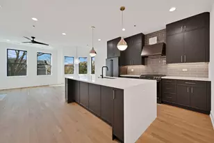 1404 W George St, Chicago, IL 60657 - Photo 4