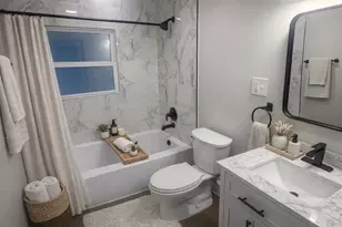 126 Rosedale Ct, Bloomingdale, IL 60108 - Photo 12