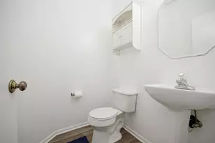 2976 White Thorn Cir, Naperville, IL 60564 - Photo 16