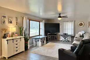 1000 Douglas St, Ottawa, IL 61350 - Photo 2