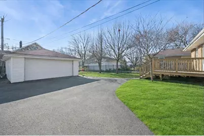 127 W Courtland Street, Mundelein, IL 60060 - Photo 20